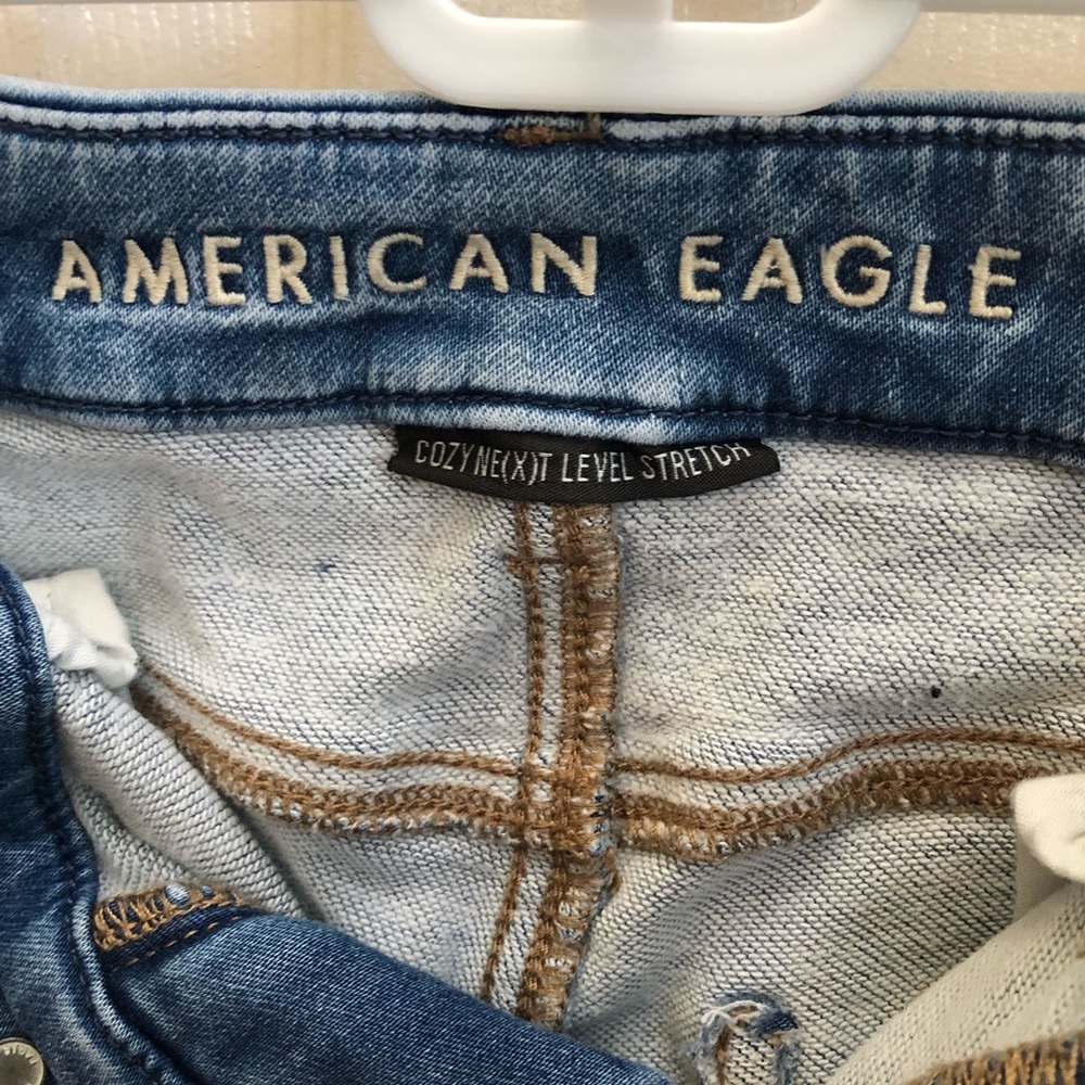 American Eagle Jegging High Rise Curvy Distressed Patched Jeans womens size 0 - Picture 4 of 5